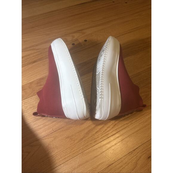 DKNY Donna Karan Mada Platform Slip On Red Sneakers Shoes Size 8 M - Picture 6 of 11